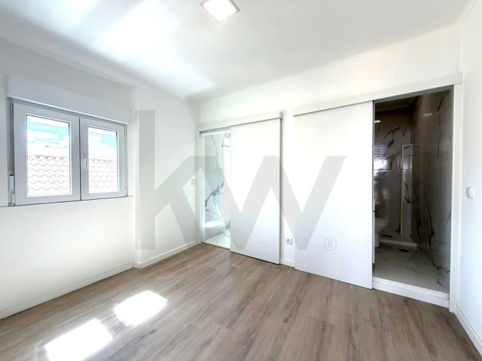 Apartamento T1 para Arrendamento em Penha de França Foto 4