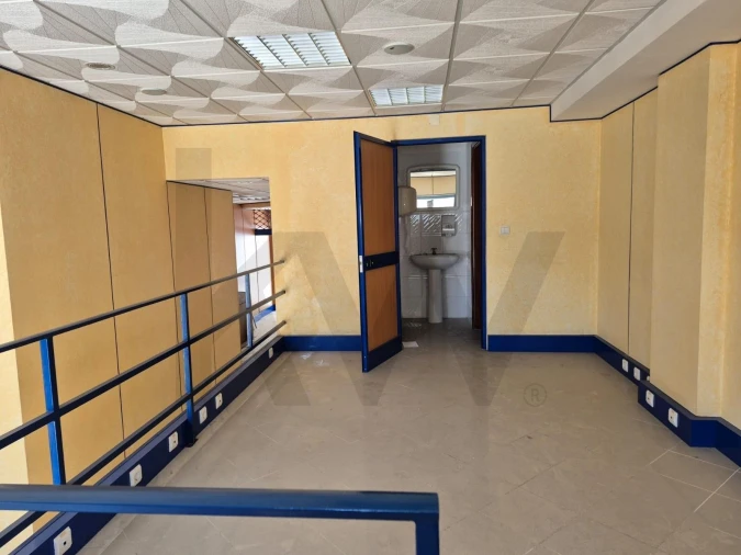 Escritório para Arrendamento em Alto do Seixalinho, Santo André e Verderena Foto 7