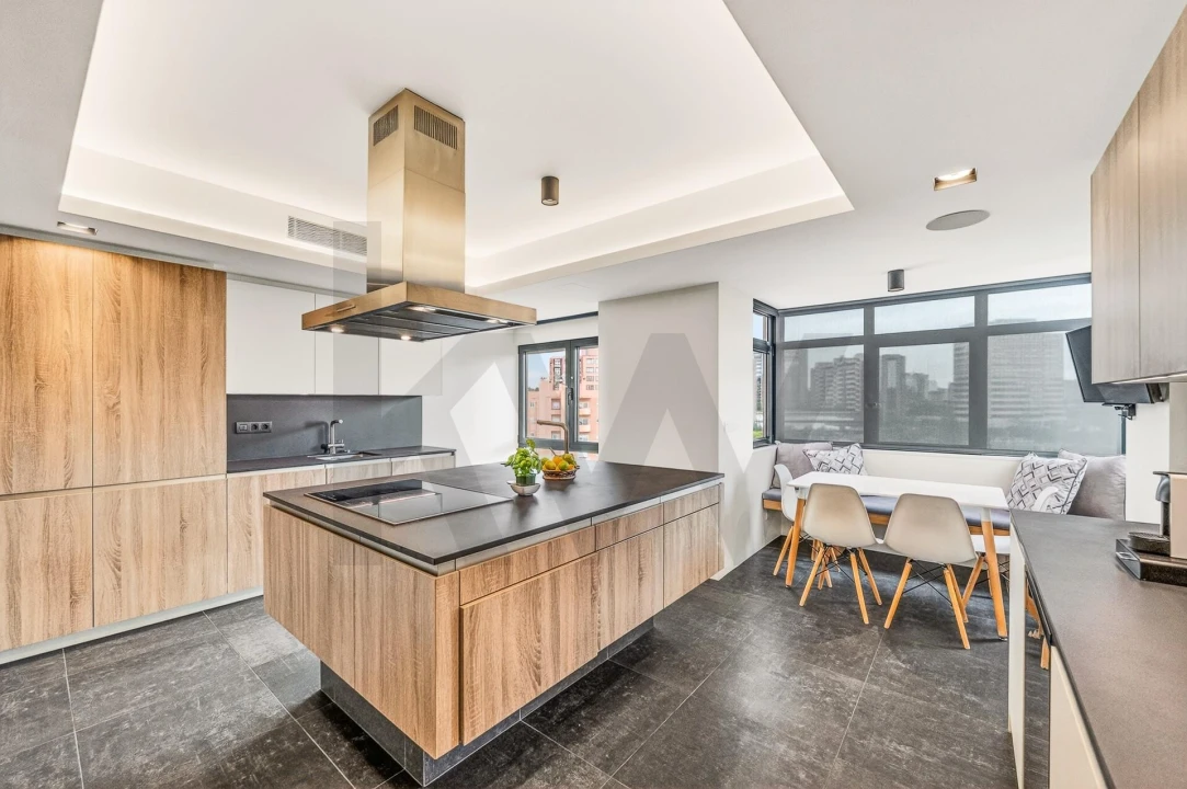 Apartamento T4 para Arrendamento em São Domingos de Benfica Foto 10