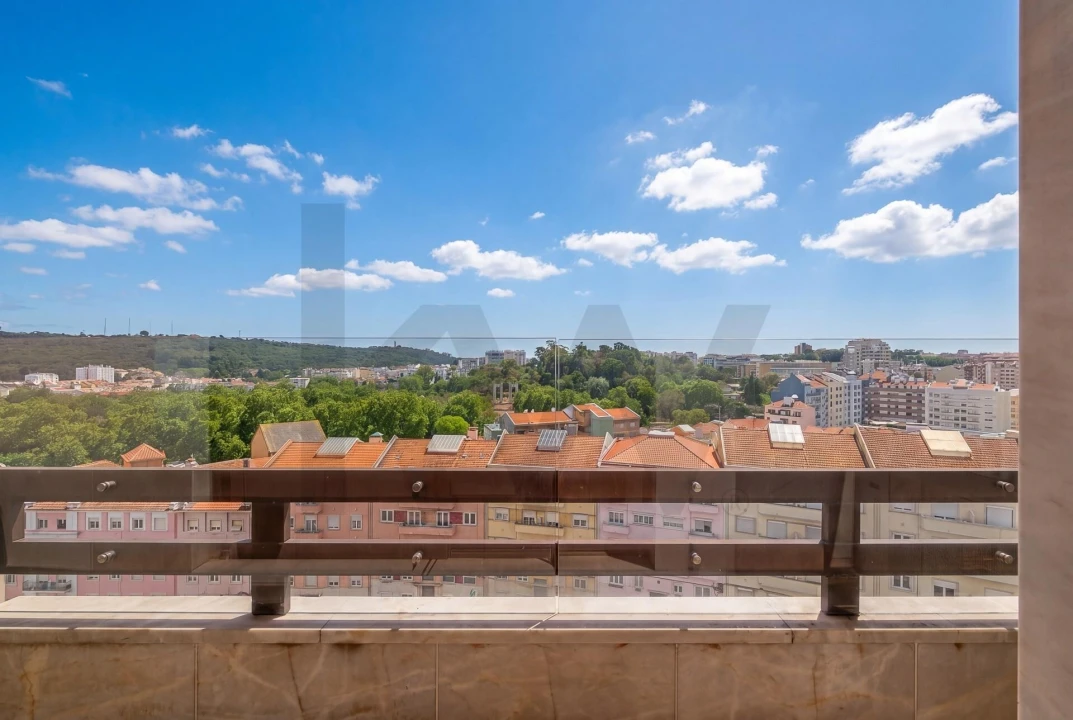 Apartamento T4 para Arrendamento em São Domingos de Benfica Foto 16