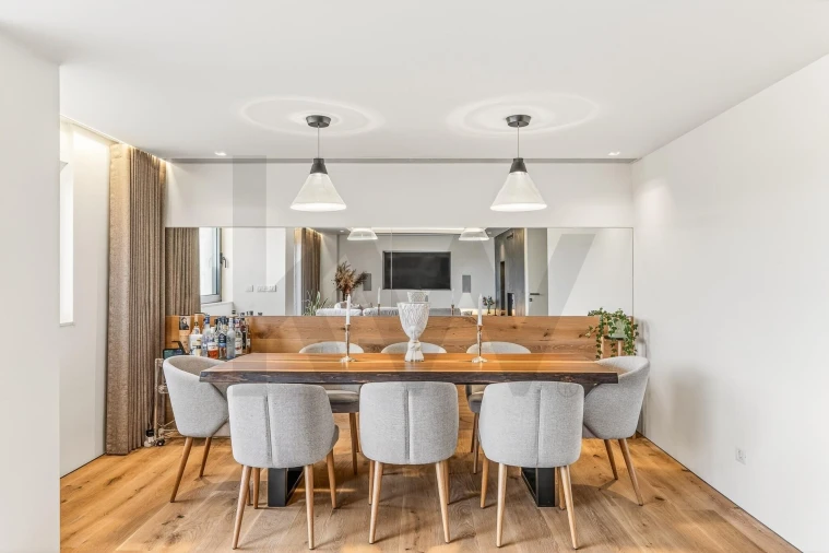 Apartamento T4 para Arrendamento em São Domingos de Benfica Foto 2