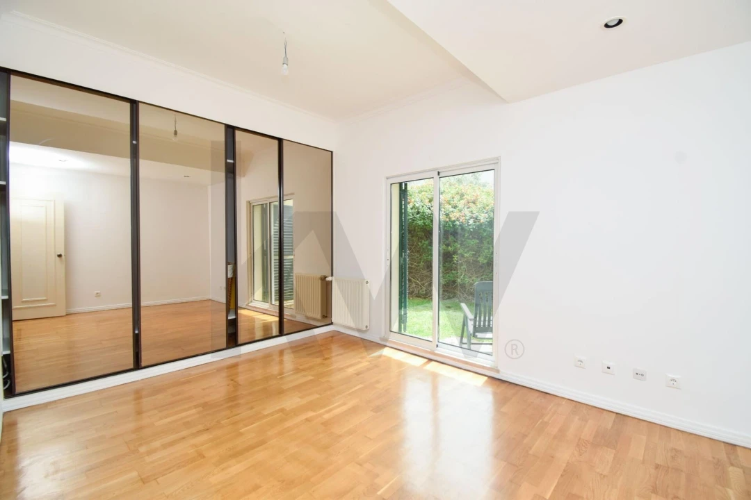 Apartamento T2 para Venda em Oeiras e São Julião da Barra, Paço de Arcos e Caxias Foto 24