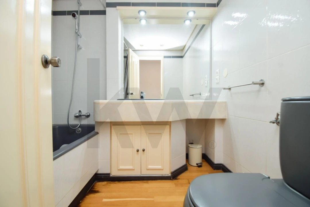 Apartamento T2 para Venda em Oeiras e São Julião da Barra, Paço de Arcos e Caxias Foto 21