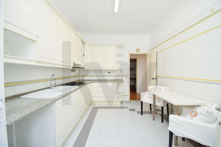 Apartamento T2 para Venda em Oeiras e São Julião da Barra, Paço de Arcos e Caxias Foto 14
