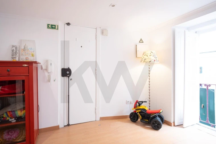 Apartamento T1 para Venda em Santa Maria Maior Foto 17