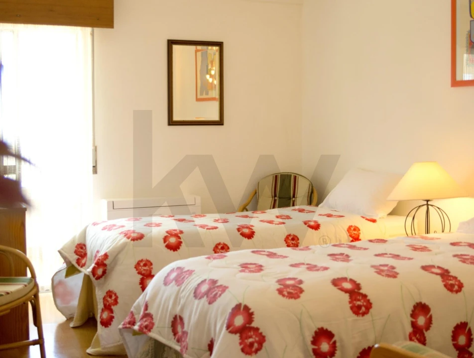 Apartamento T2 para Venda em Colares Foto 15
