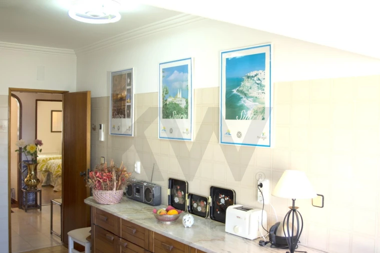 Apartamento T2 para Venda em Colares Foto 14