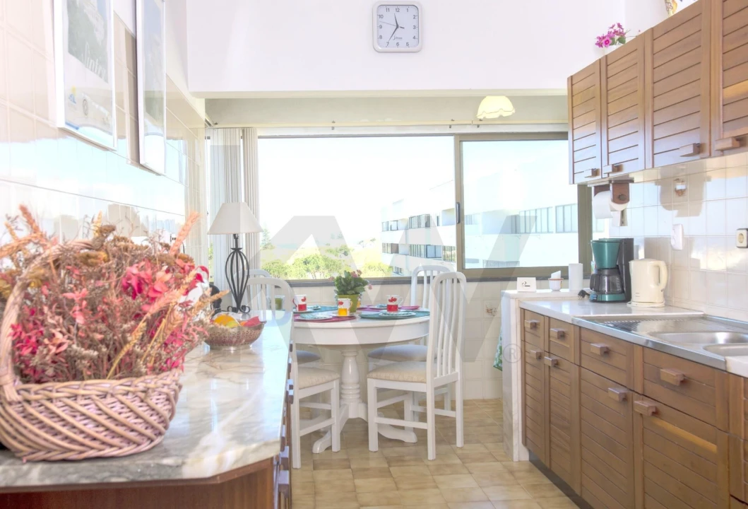 Apartamento T2 para Venda em Colares Foto 1