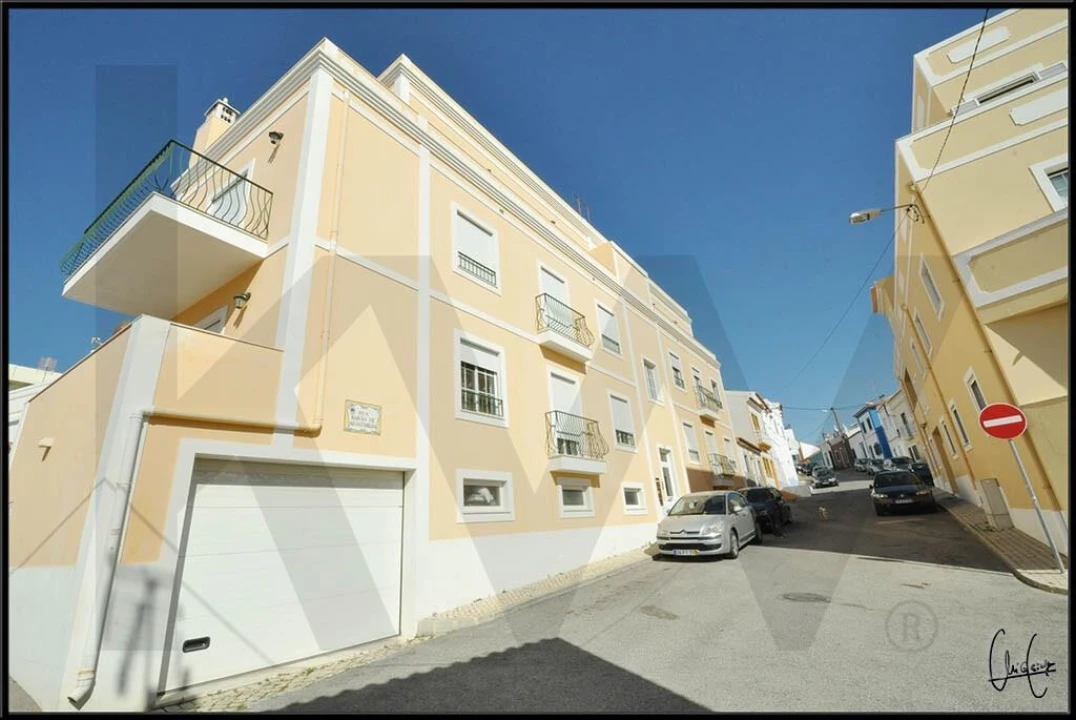 Apartamento T2 para Venda em Alcantarilha e Pêra Foto 1