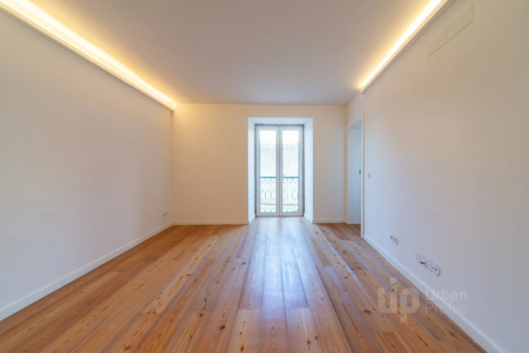 Apartamento T2 para Venda em Santa Maria Maior Foto 6