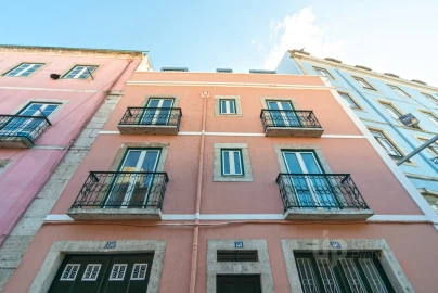 Apartamento T2 para Venda em Santa Maria Maior