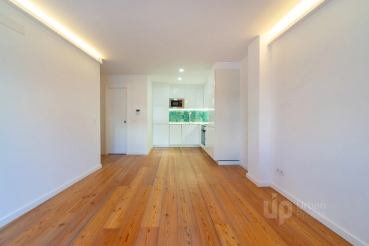 Apartamento T2 para Venda em Santa Maria Maior Foto 2