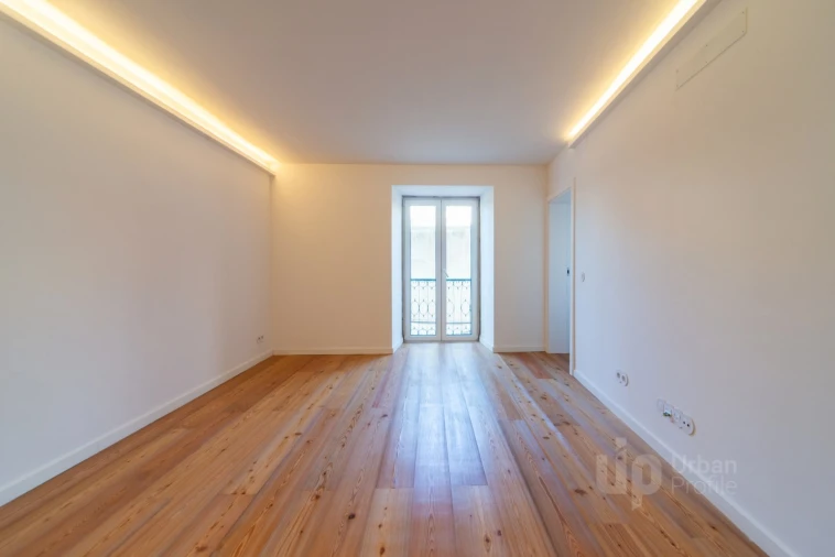 Apartamento T2 para Venda em Santa Maria Maior Foto 6