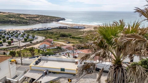 Moradia T5 para Venda em Carvoeira