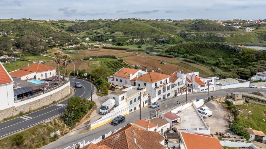 Moradia T5 para Venda em Carvoeira Foto 51