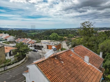 Moradia T6 para Venda em São João das Lampas e Terrugem