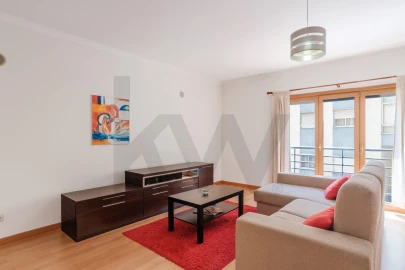 Apartamento T1 para Venda em Ramada e Caneças
