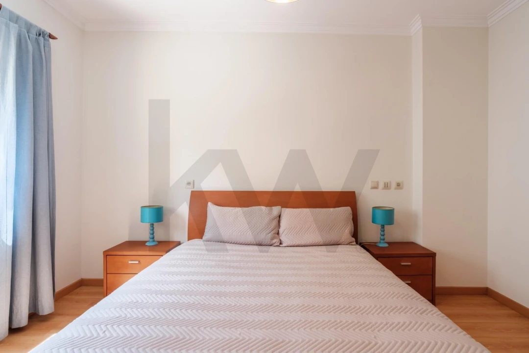Apartamento T1 para Venda em Ramada e Caneças Foto 9