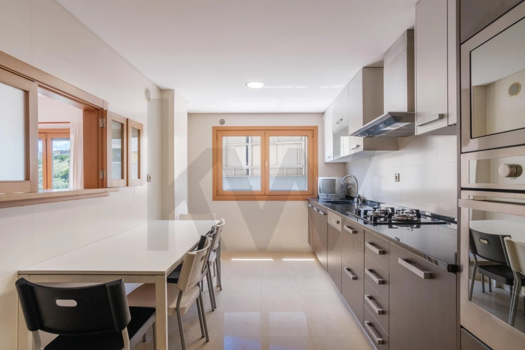 Apartamento T1 para Venda em Ramada e Caneças Foto 12