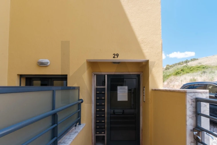 Apartamento T1 para Venda em Ramada e Caneças Foto 26