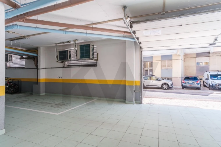 Apartamento T1 para Venda em Ramada e Caneças Foto 18