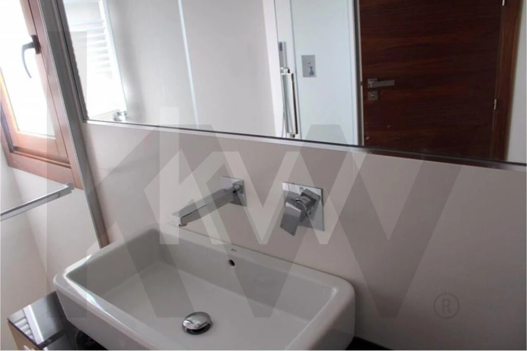 Apartamento T3 para Arrendamento em Santo António dos Cavaleiros e Frielas Foto 22