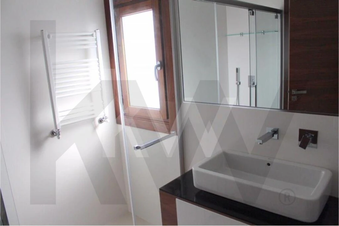 Apartamento T3 para Arrendamento em Santo António dos Cavaleiros e Frielas Foto 23