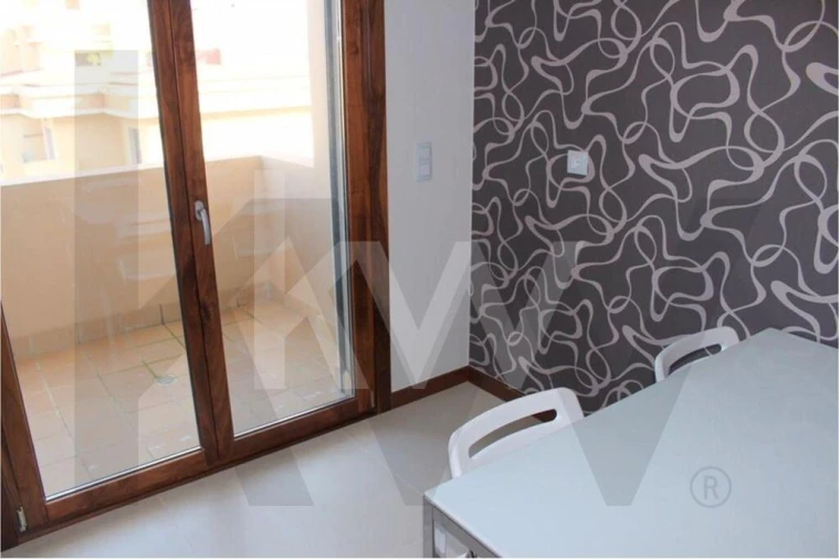 Apartamento T3 para Arrendamento em Santo António dos Cavaleiros e Frielas Foto 5
