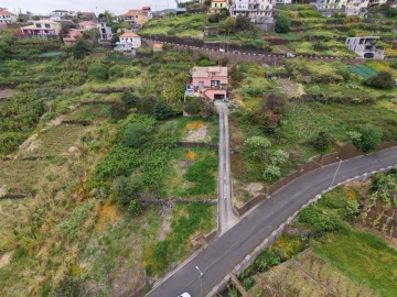 Terreno para Venda em Arco da Calheta