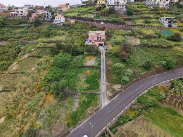 Terreno para Venda em Arco da Calheta