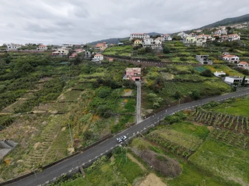 Terreno para Venda em Arco da Calheta