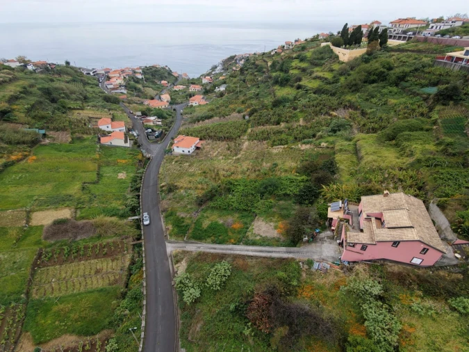 Terreno para Venda em Arco da Calheta Foto 7
