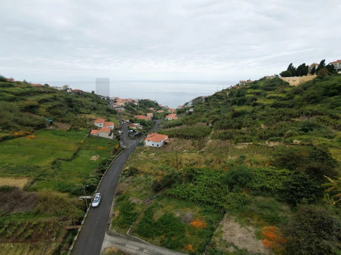 Terreno para Venda em Arco da Calheta Foto 8