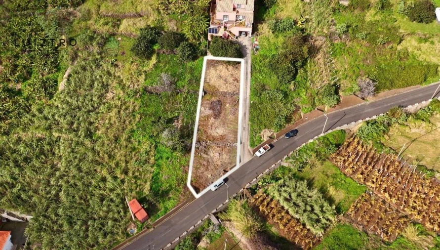 Terreno para Venda em Arco da Calheta