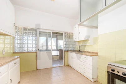 Apartamento T2 para Venda em Lumiar
