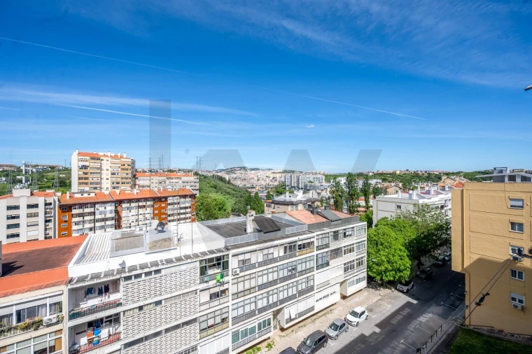 Apartamento T2 para Venda em Lumiar Foto 17