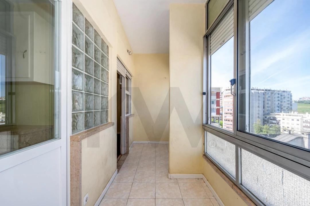 Apartamento T2 para Venda em Lumiar Foto 15