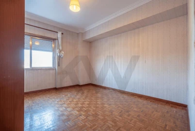 Apartamento T2 para Venda em Santo Antonio dos Olivais