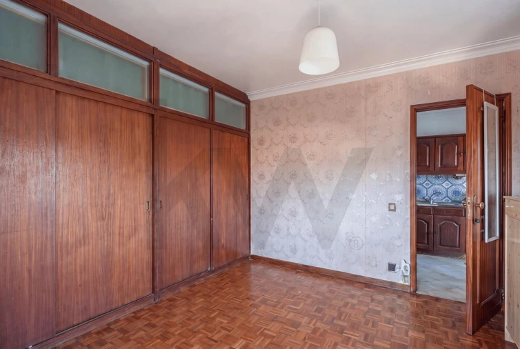 Apartamento T2 para Venda em Santo Antonio dos Olivais Foto 7