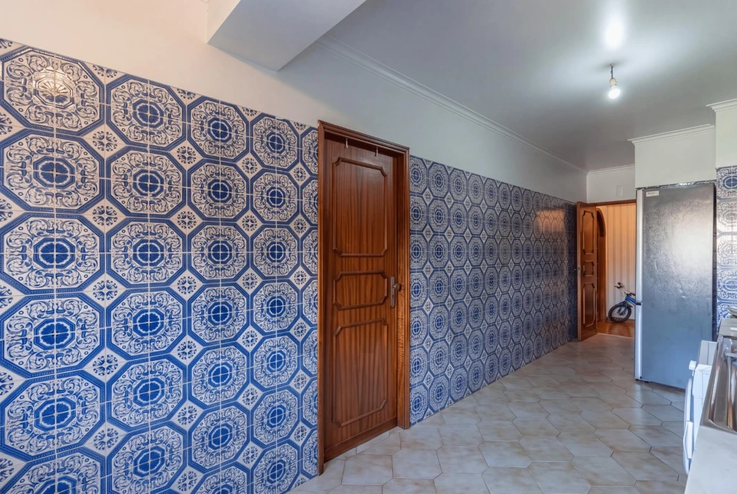 Apartamento T2 para Venda em Santo Antonio dos Olivais Foto 9