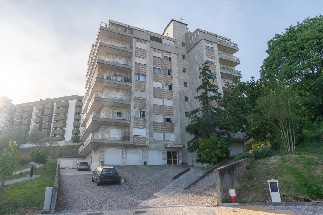 Apartamento T2 para Venda em Santo Antonio dos Olivais Foto 14