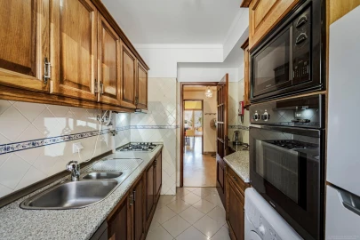 Apartamento T3 para Venda em Agualva e Mira-Sintra