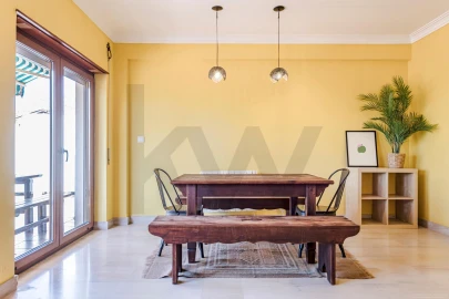 Apartamento T3 para Venda em Agualva e Mira-Sintra