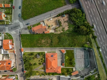 Terreno para Venda em Serzedo e Perosinho