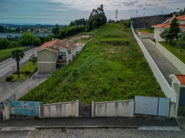 Terreno para Venda em Serzedo e Perosinho