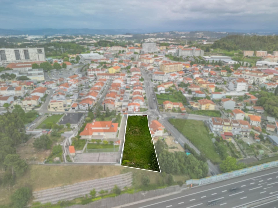 Terreno para Venda em Serzedo e Perosinho Foto 13