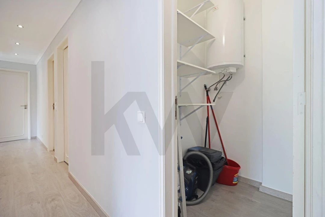 Apartamento T3 para Arrendamento em Carnaxide e Queijas Foto 19