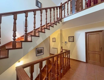 Moradia T5 para Venda em Golegã