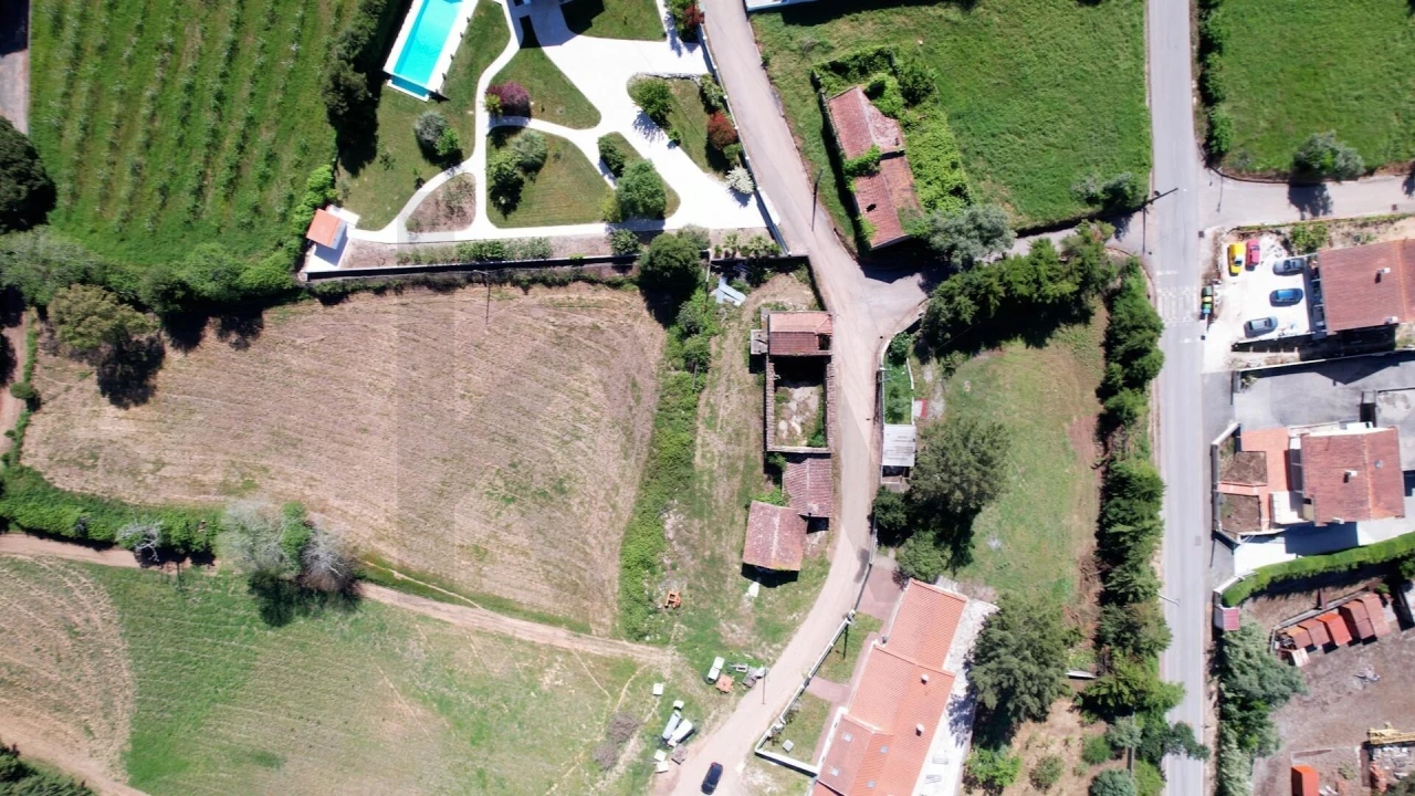 Prédio para Venda em A dos Negros Foto 2