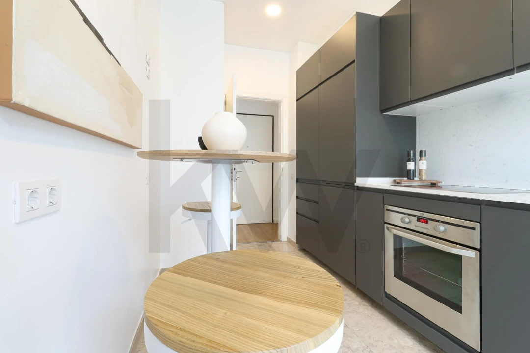Apartamento T1 para Venda em Avenidas Novas Foto 14